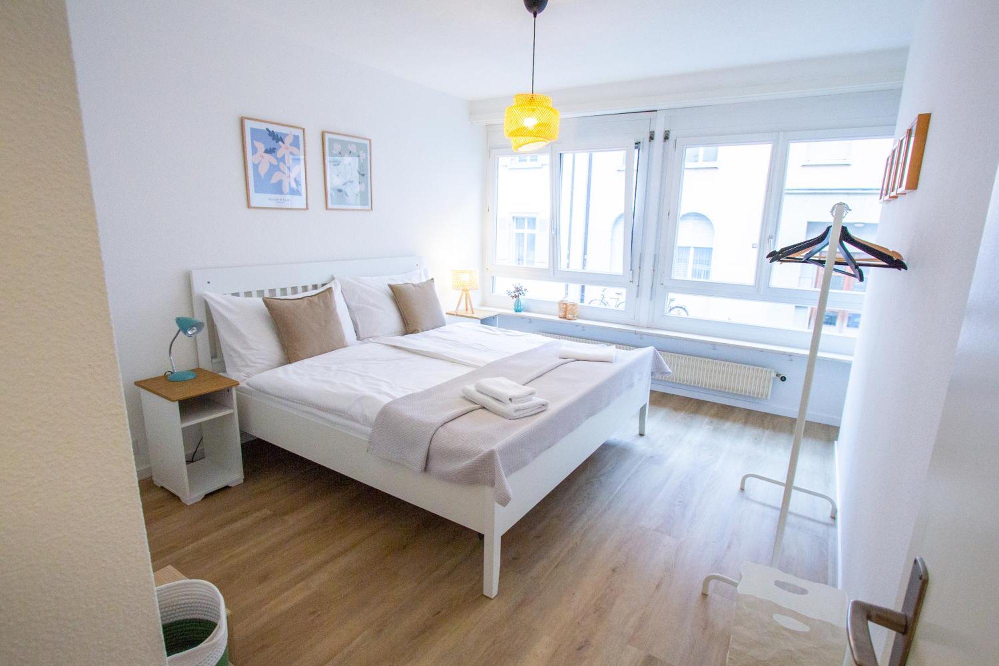 Gemuetliche Grosse Wohnung Naehe Uni Basel Exteriör bild