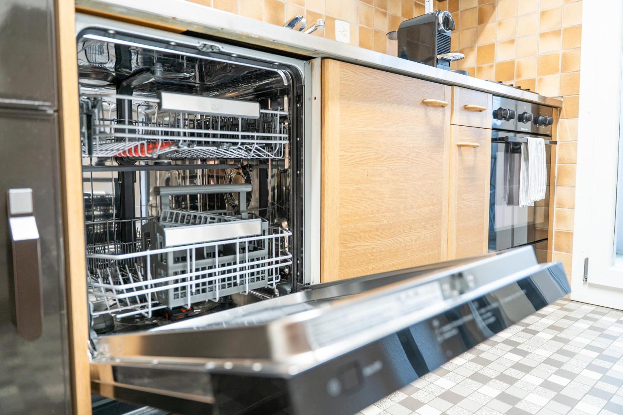 Gemuetliche Grosse Wohnung Naehe Uni Basel Exteriör bild